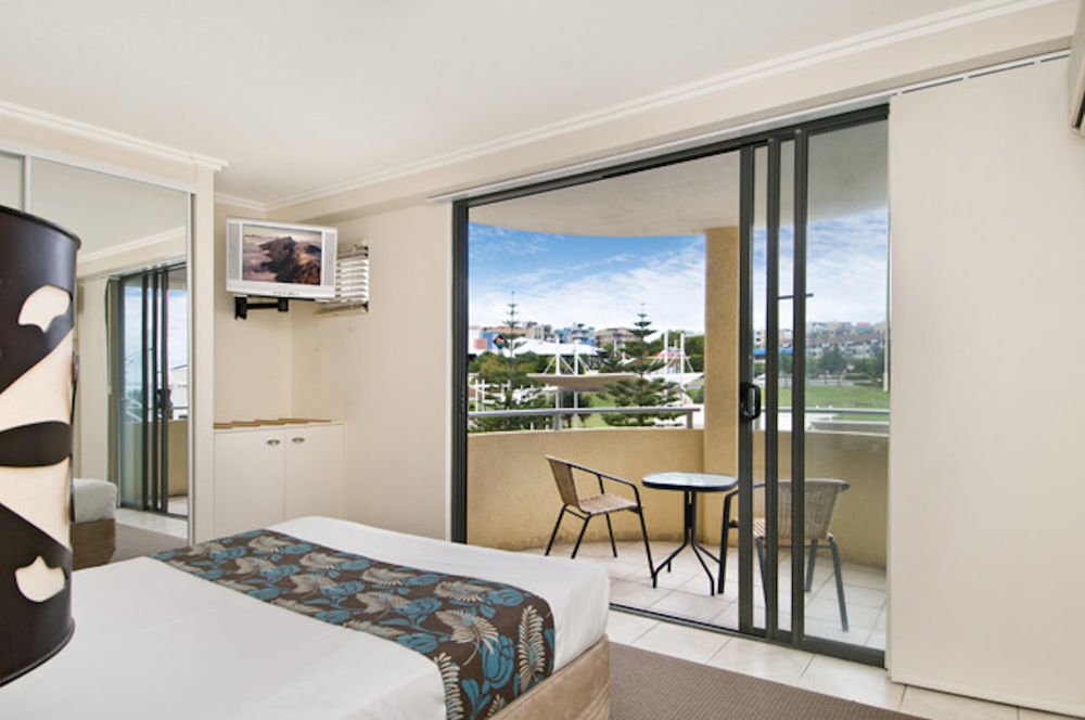 Ultiqa Shearwater Resort Caloundra Exterior photo